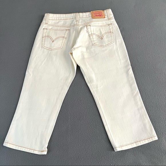 LEVI’S SUPERLOW CAPRI JEAN - Picture 2 of 11